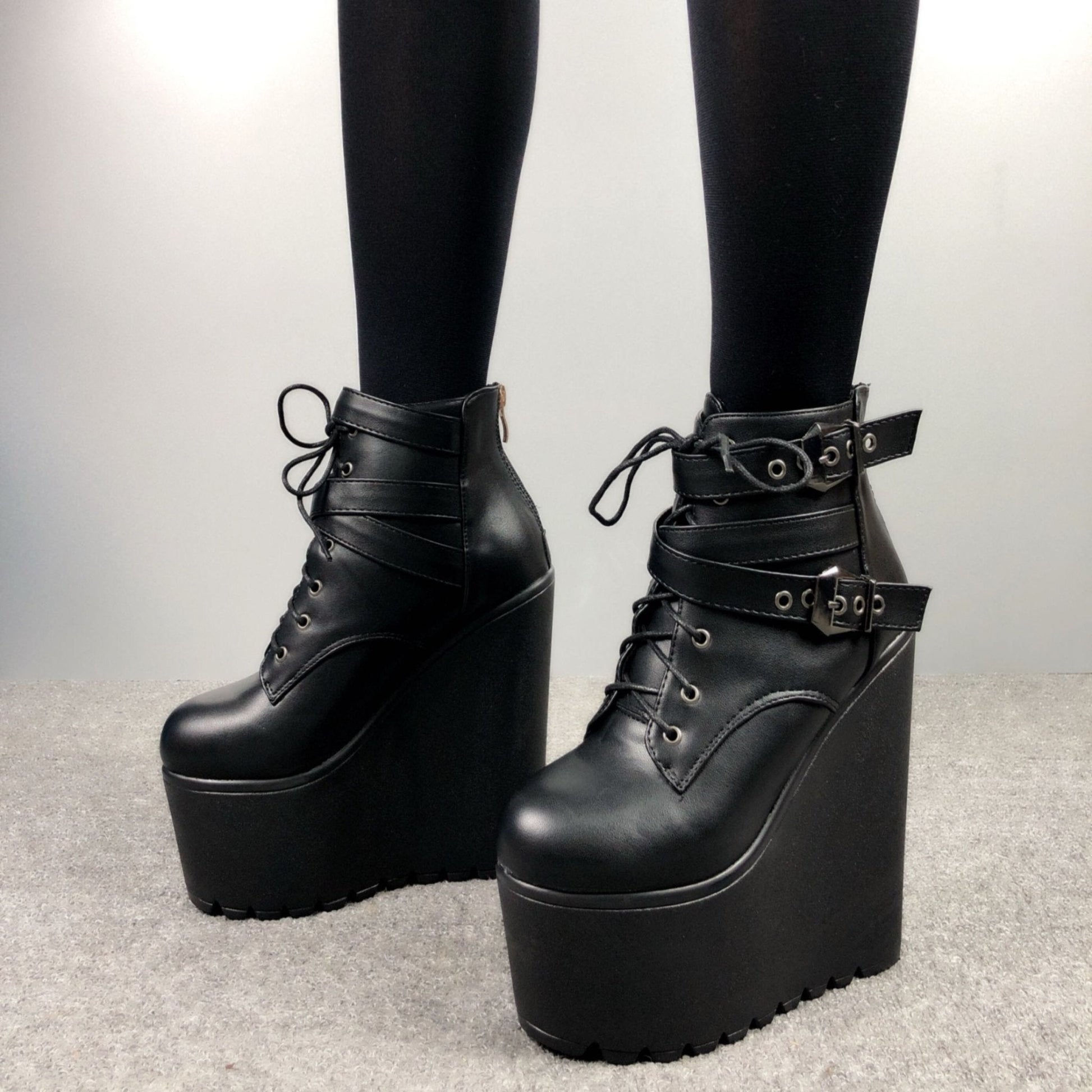 Inwardly high ankle boots - Taylor K Shop