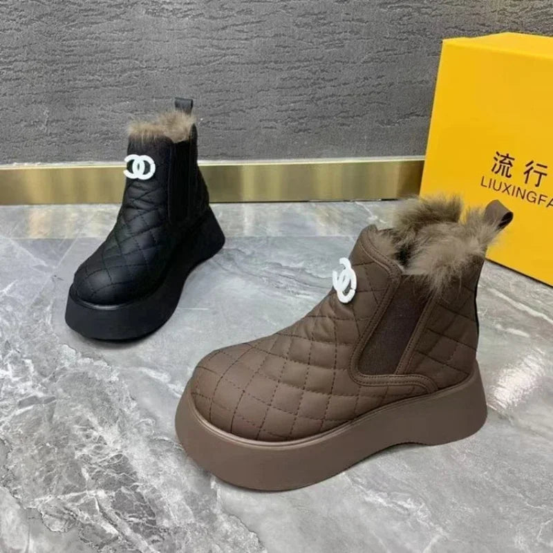 Womens Cozy PlushLined Winter Boots with Thick Soles - Taylor K Shop