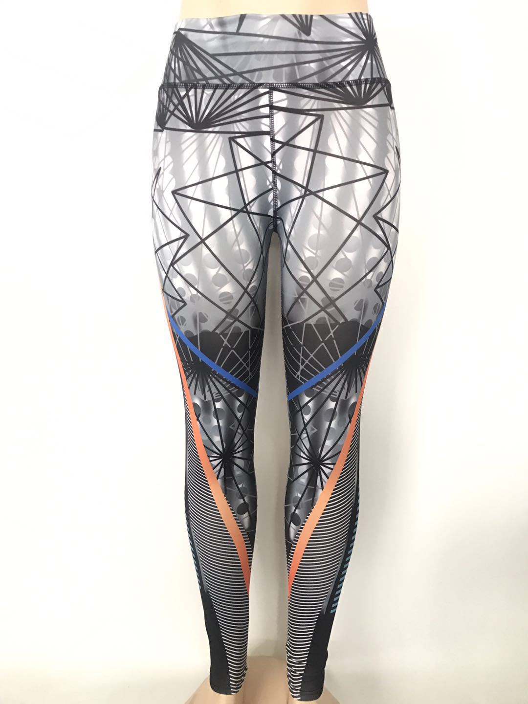 Printed yoga pants movement