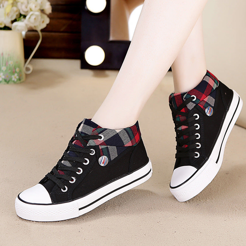 High-top canvas shoes