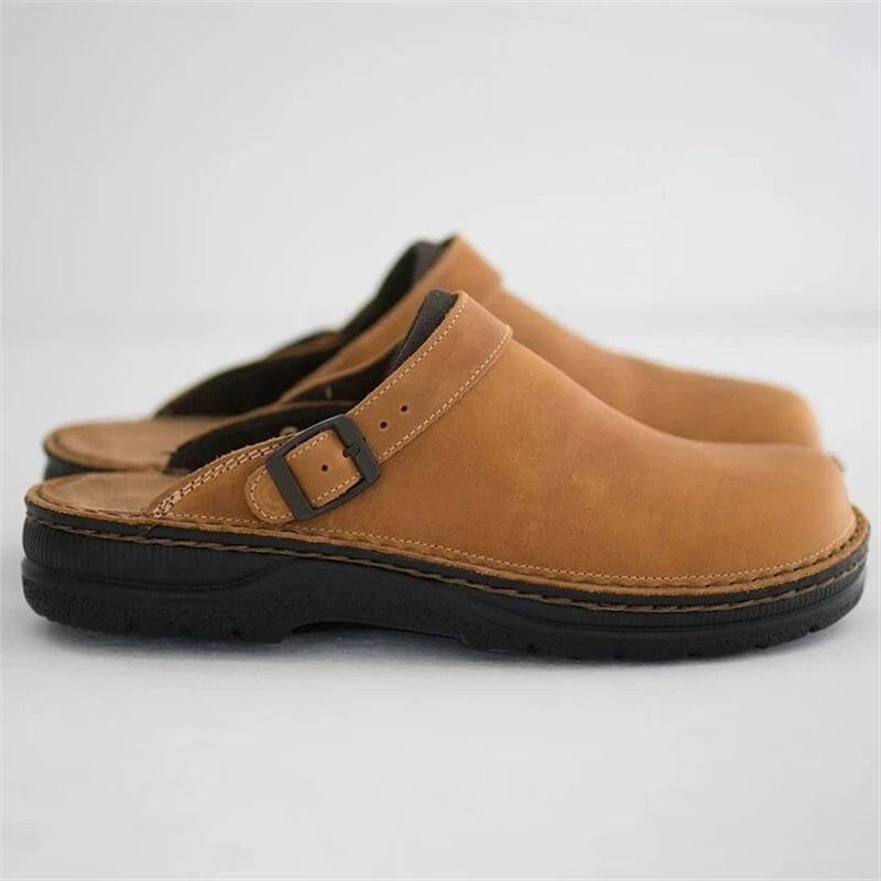 Men's casual slippers