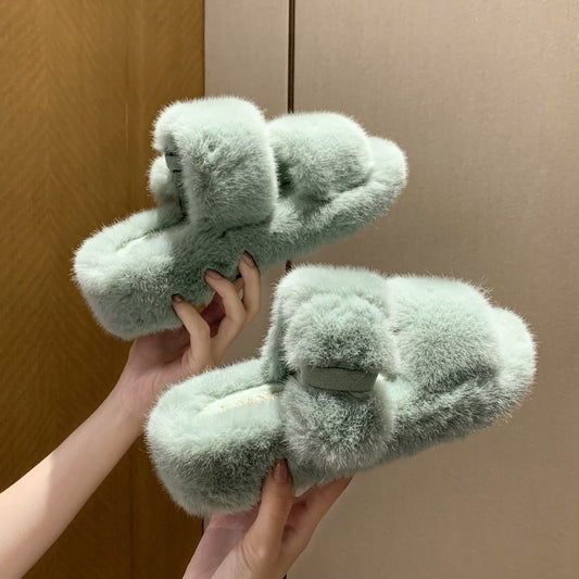 Women's plush slippers