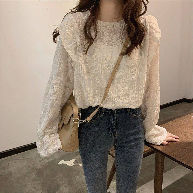 Sweet Trumpet Sleeves Embroidered Lace Blouse Blouse For Women's Wear