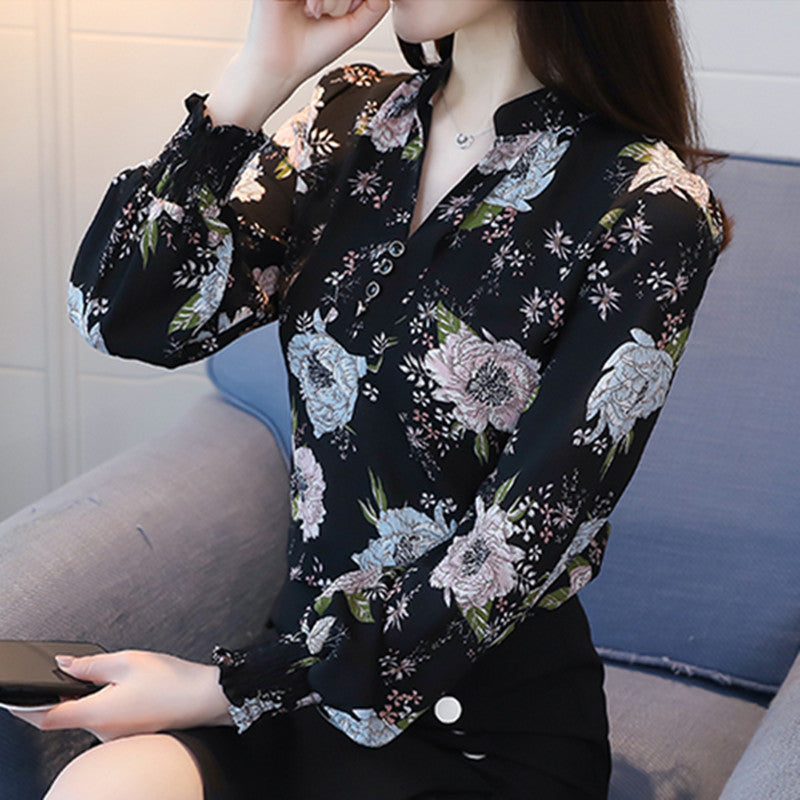 V-neck Floral Blouse Fashion Western Style Blouse