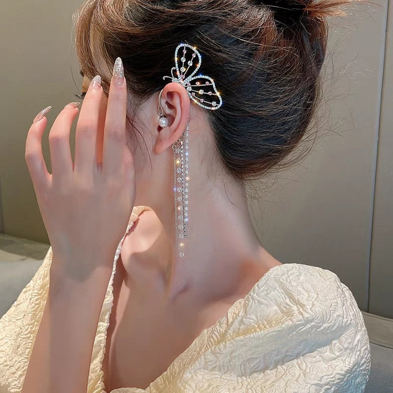 https://ae01.alicdn.com/kf/S03f57904157947c2a5bc0f550dfda0d7A/LATS-Fashion-Crystal-Butterfly-Clip-Earring-for-Women-Pearl-Bead-Ear-Cuff-Long-Tassels-Charm-Hollow.jpg