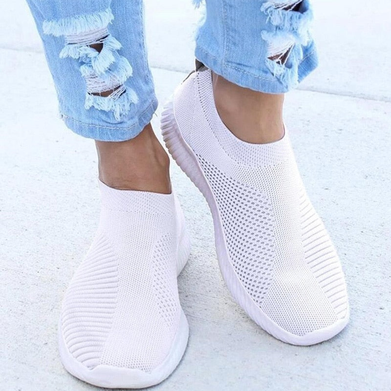 Women Flat Slip on White Shoes Woman Lightweight White Sneakers Summer Autumn Casual Chaussures Femme Basket Flats Shoes