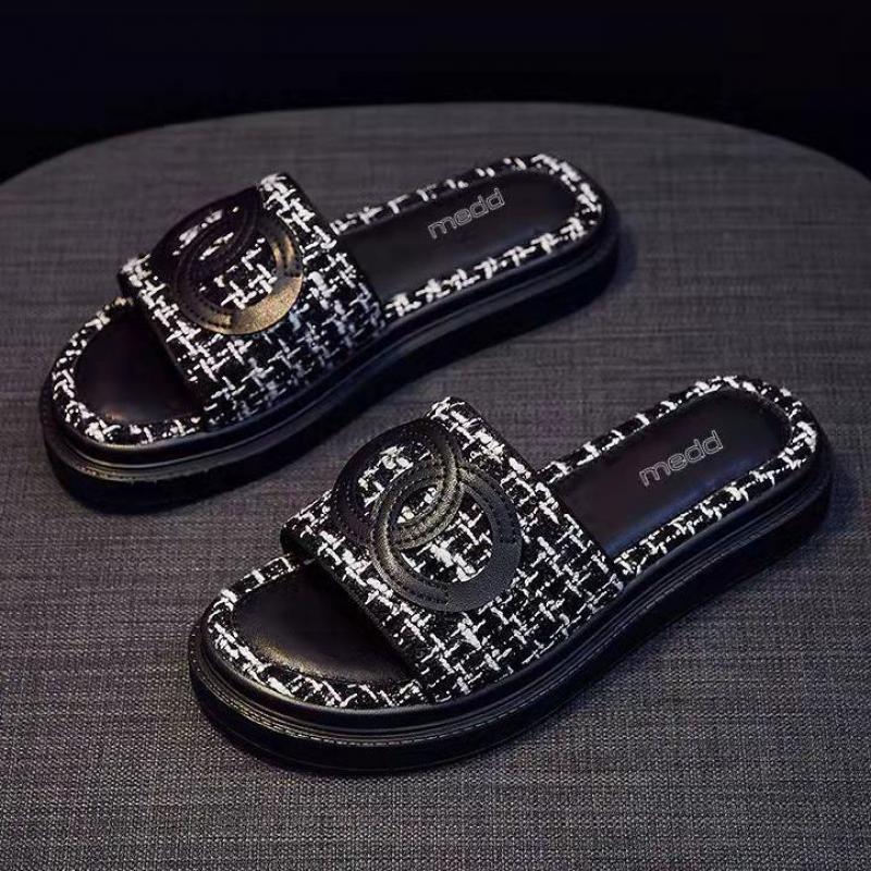 Outer Wear Slippers Women Comfortable High Quality Female Shoes 2022 Summer New Fashion Thick Bottom Casual Women's Sandals - Taylor K Shop