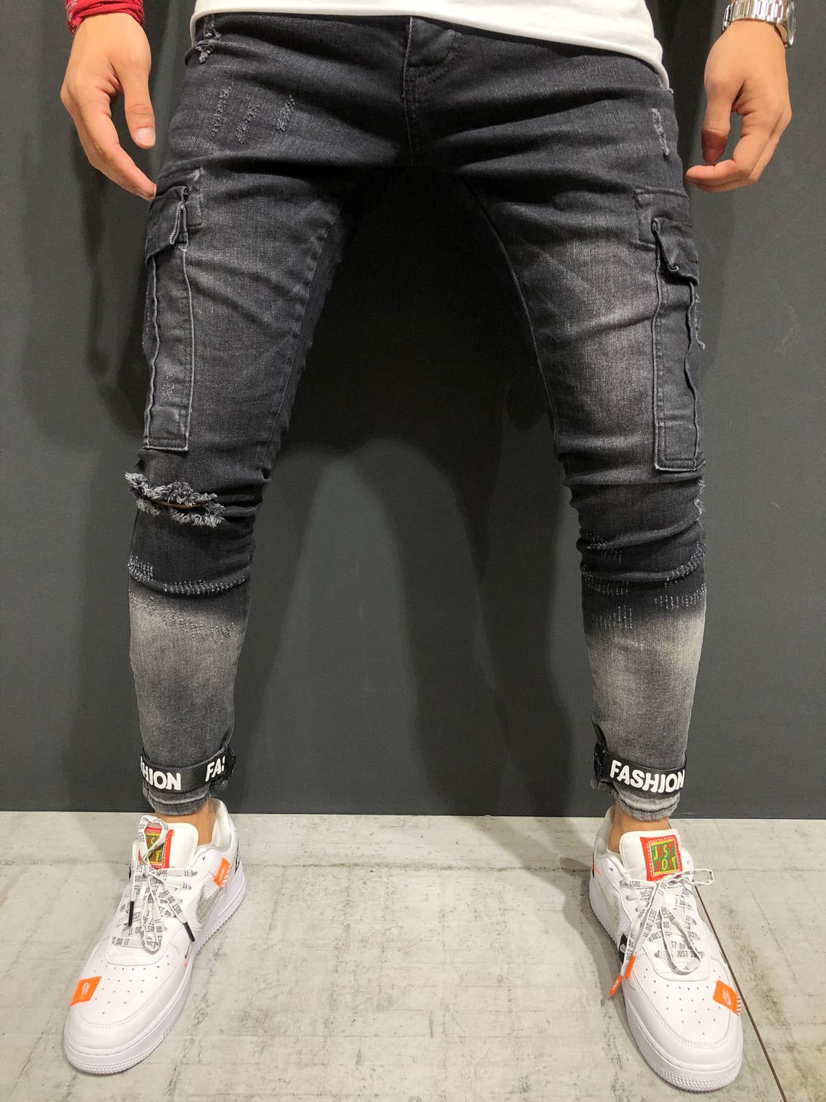 Shredded stretch jeans - Taylor K Shop