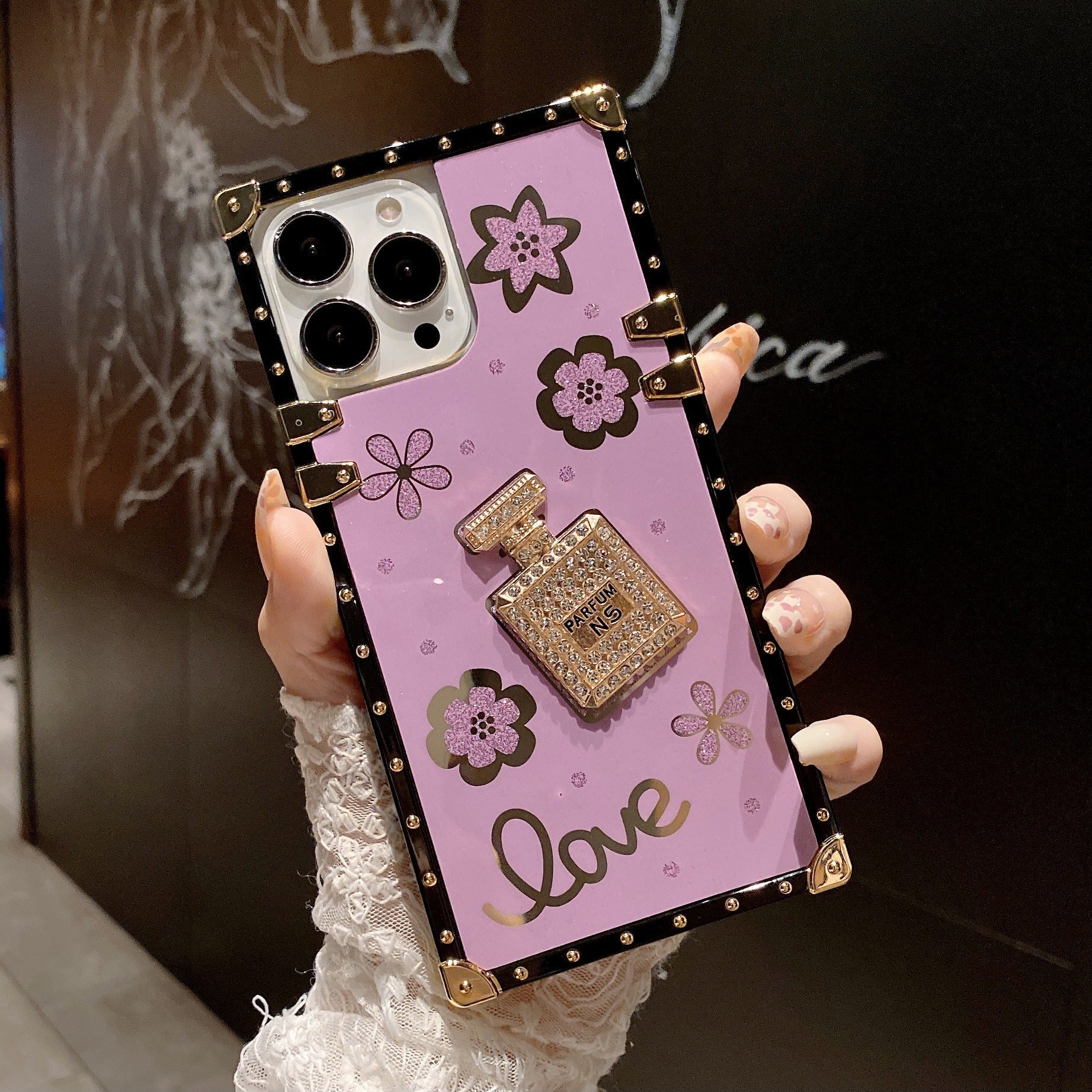 Three Dimensional Diamond - encrusted Perfume Bottle Four Corners Anti - fall Phone Case - Taylor K Shop