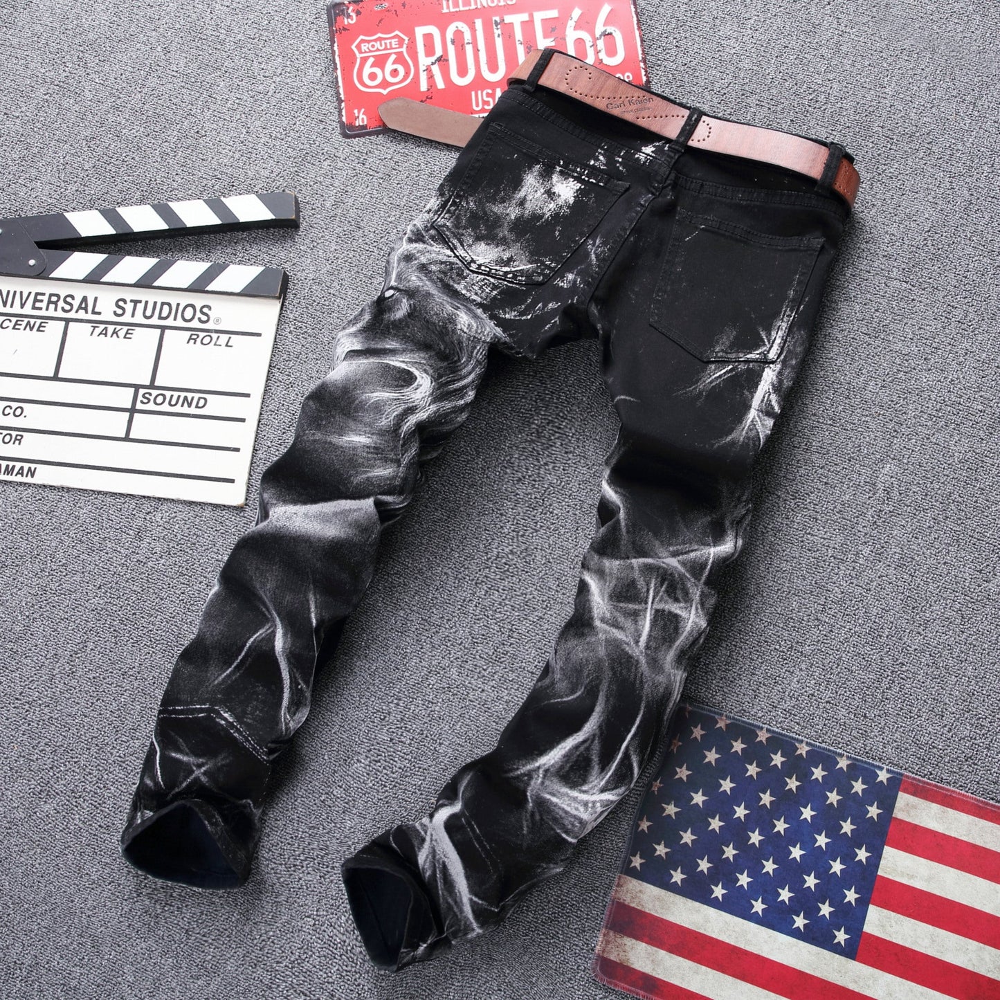 Wolf print jeans - Taylor K Shop