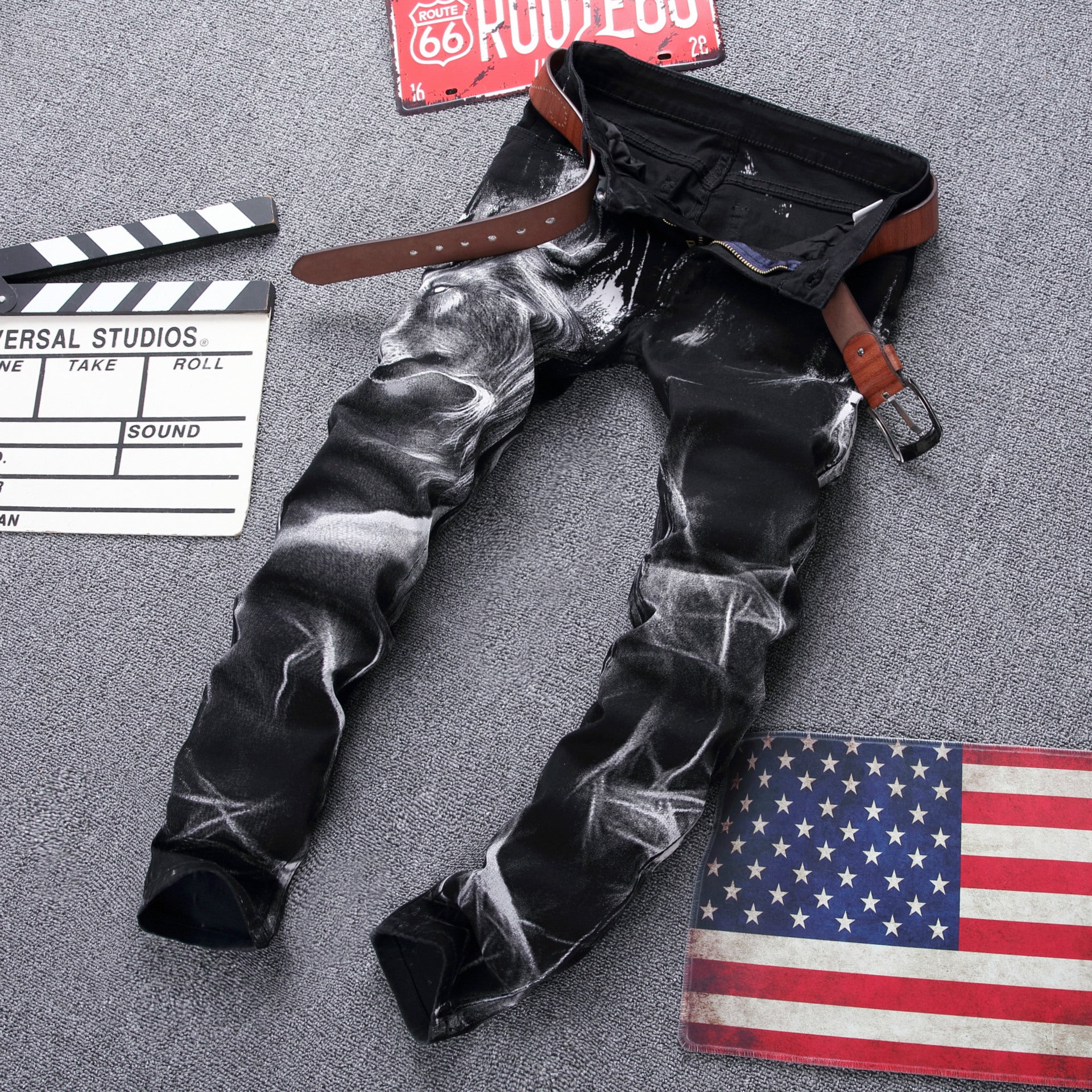 Wolf print jeans - Taylor K Shop